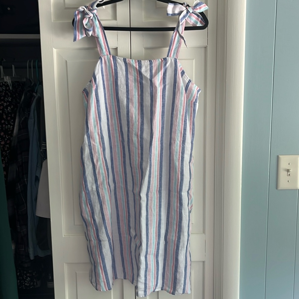 Crown & Ivy beach dress with dark and light blue and pink vertical stripes